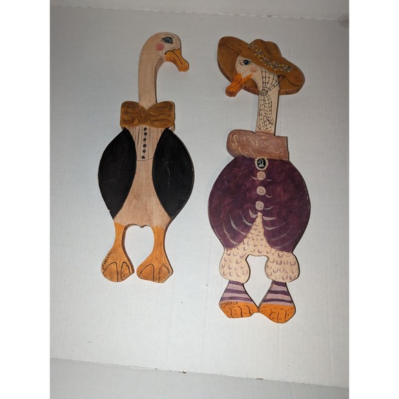Vintage Handmade 17" Pair Farmhouse Carved Set Goose Painted Wall Hanging Duck - Picture 1 of 8